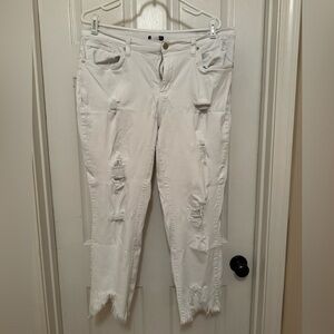 VENUS Classic White Jeans